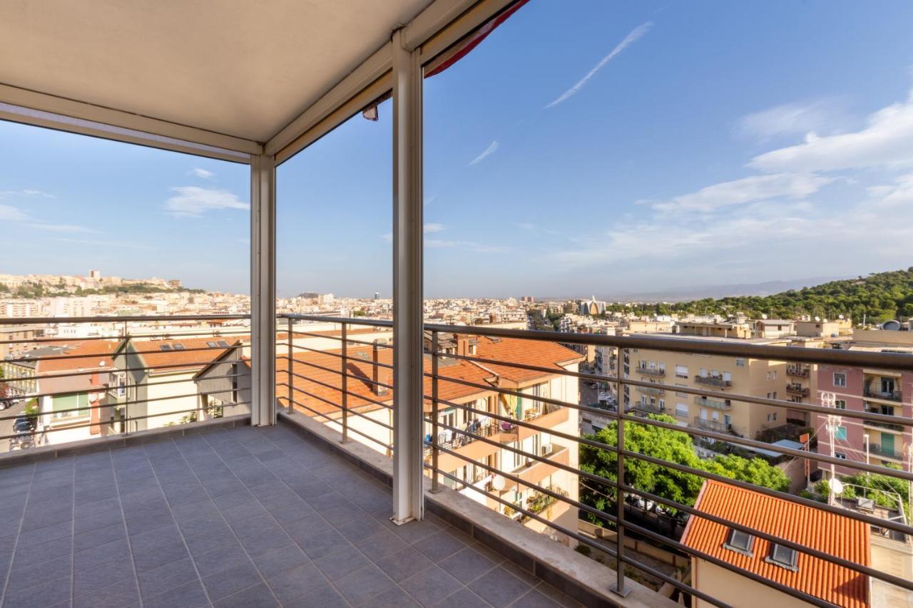 Terrazza61 - Appartamento Con Vista Spettacolare Sulla Citta Di كالياري المظهر الخارجي الصورة